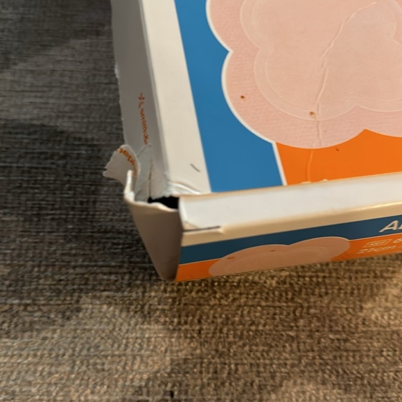 Allevyn Life 66801070 | 8 1/4 Inch x 8 1/4 Inch box of 10 - Picture 4 of 8